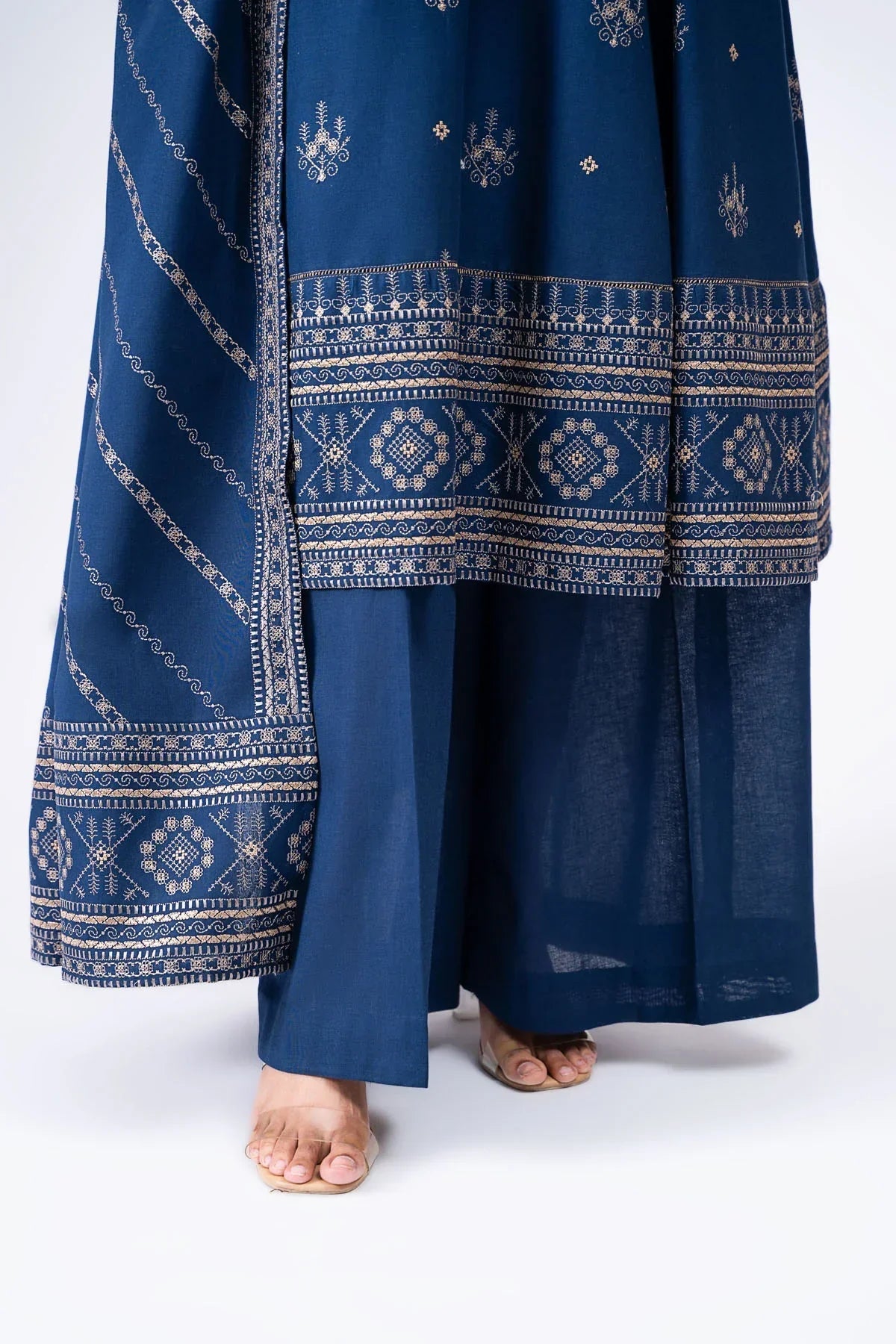3pc unstitched dhanak dress with dhanak embroiered shawl