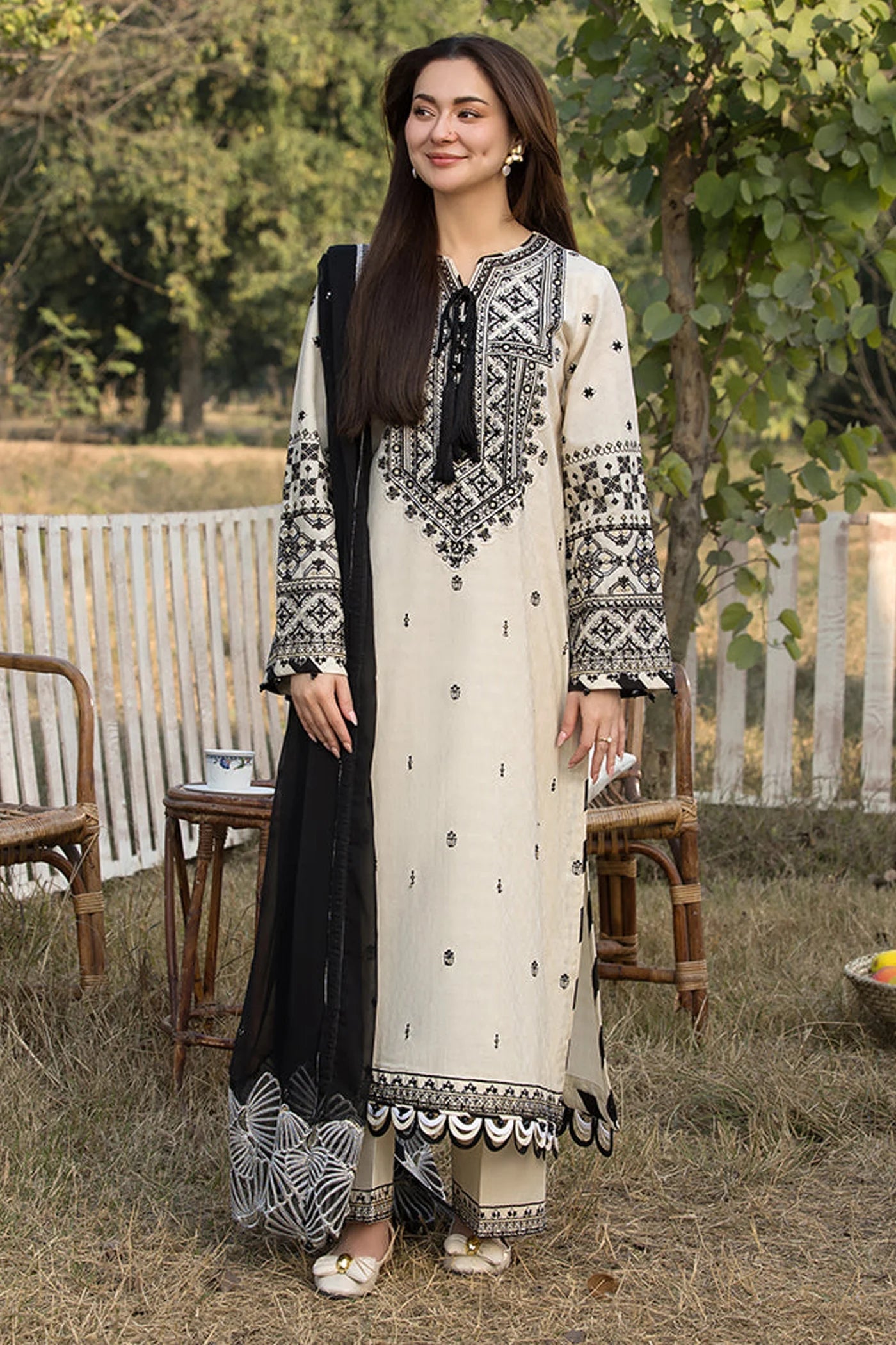 3pc unstitched dhanak dress with embroidered dhanak shawl